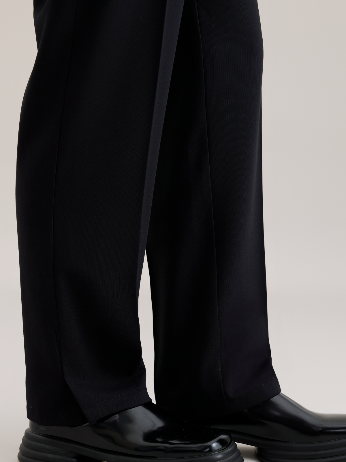 OWNLIFE straight-leg wool stretch versatile pants - KENDRICK.