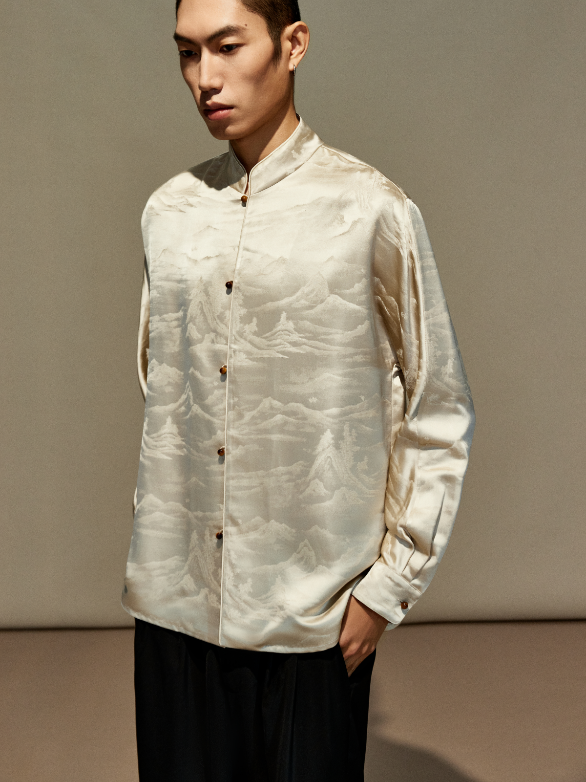 OWNLIFE jacquard stand-up collar placket natural jade buckle shirt - DAVID.