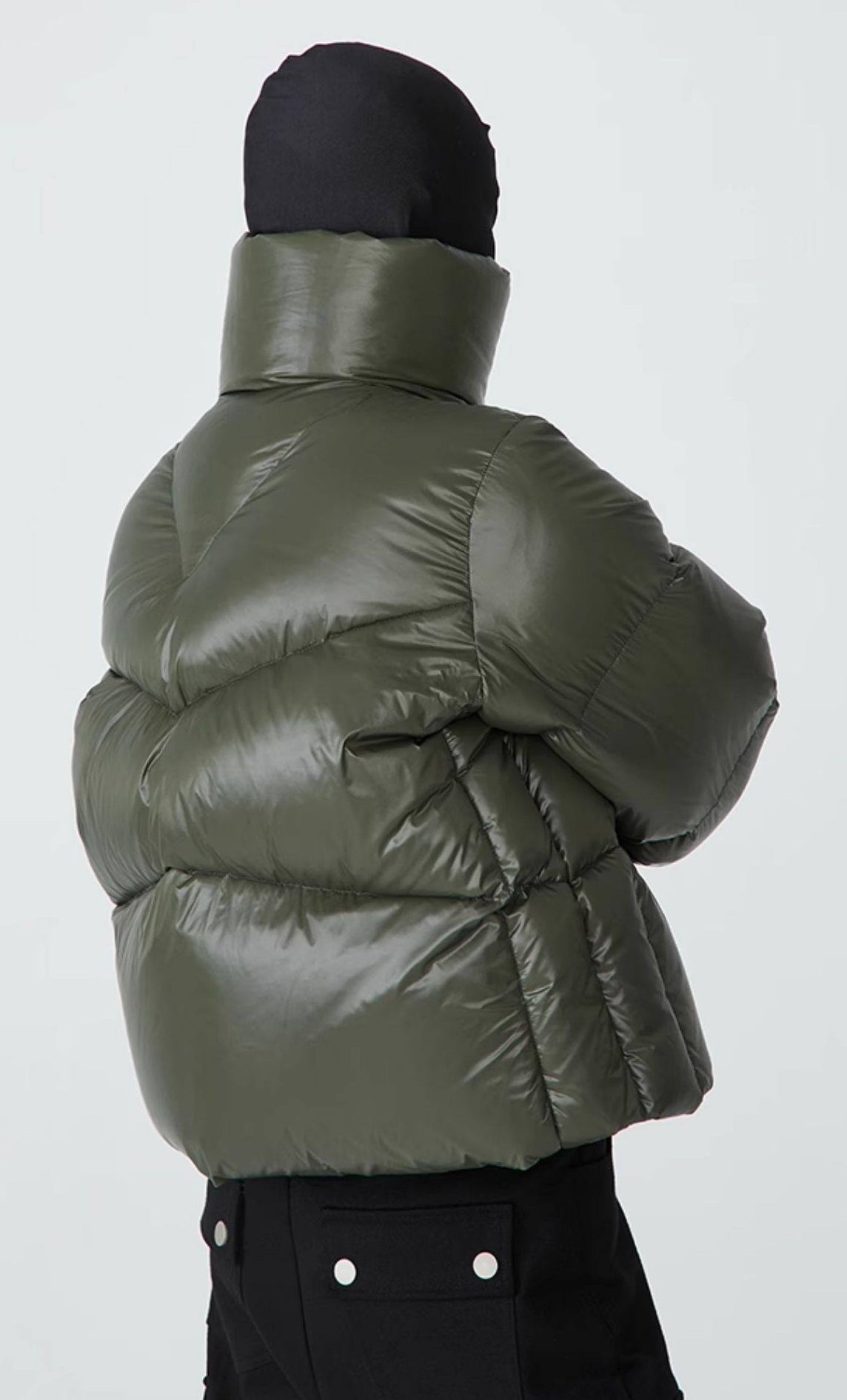 FRKM SCD 90 White Duck Down Neutral Short Collar Black Thick Jacket - TRENTON.