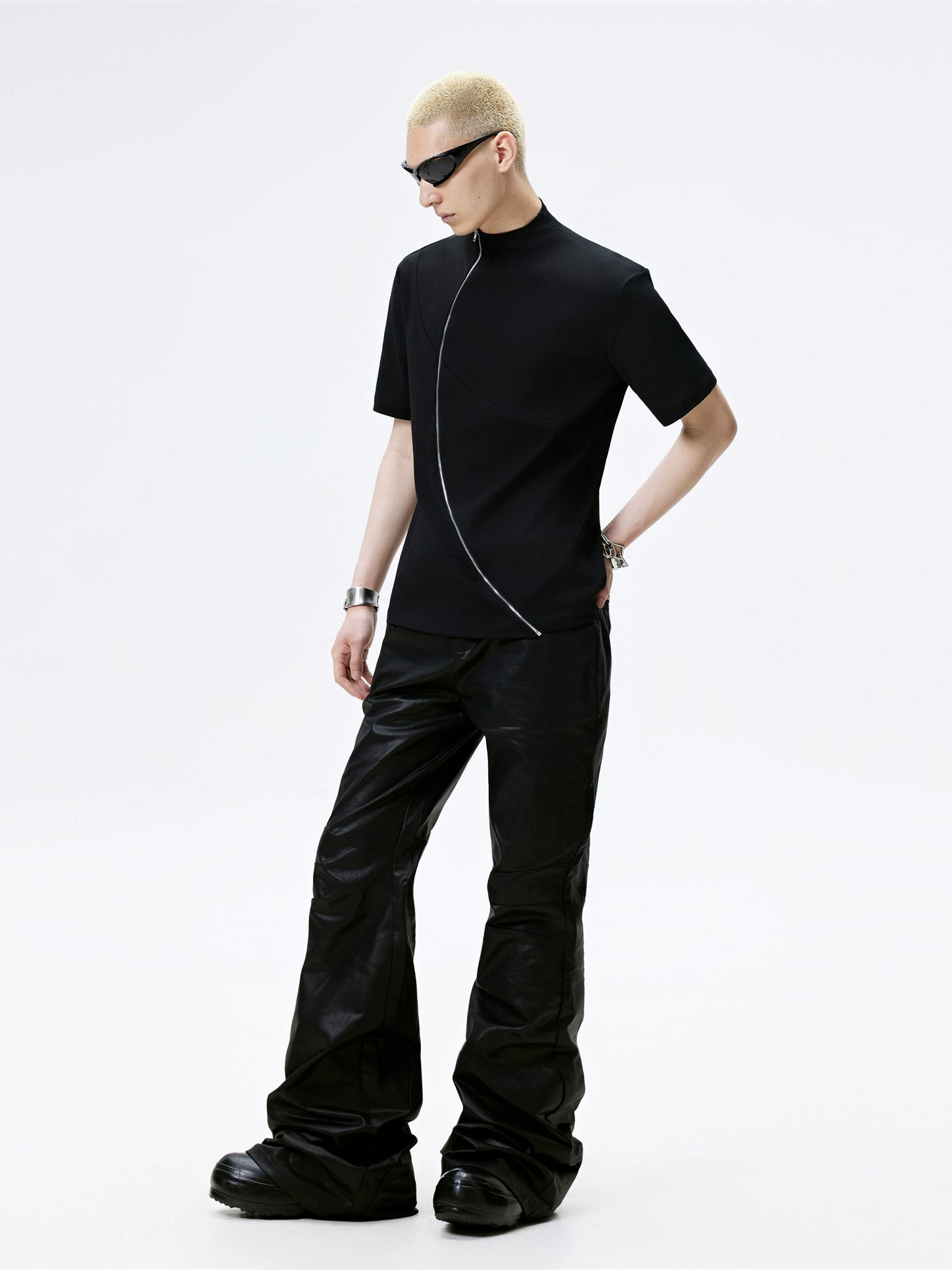 FRKM SCD Small Neckline Stretch Fabric Solona Curved Zipper T-Shirt - KELLY.