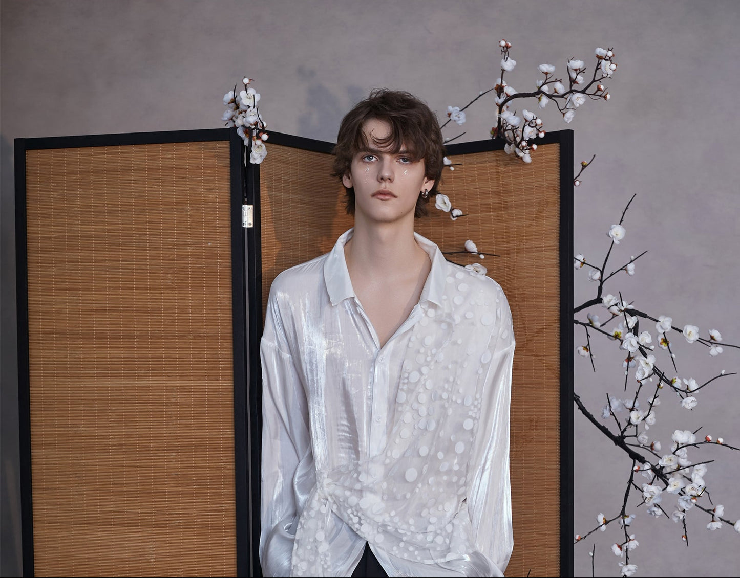 JIECHI  loose casual white long-sleeved shirt - QUIN.