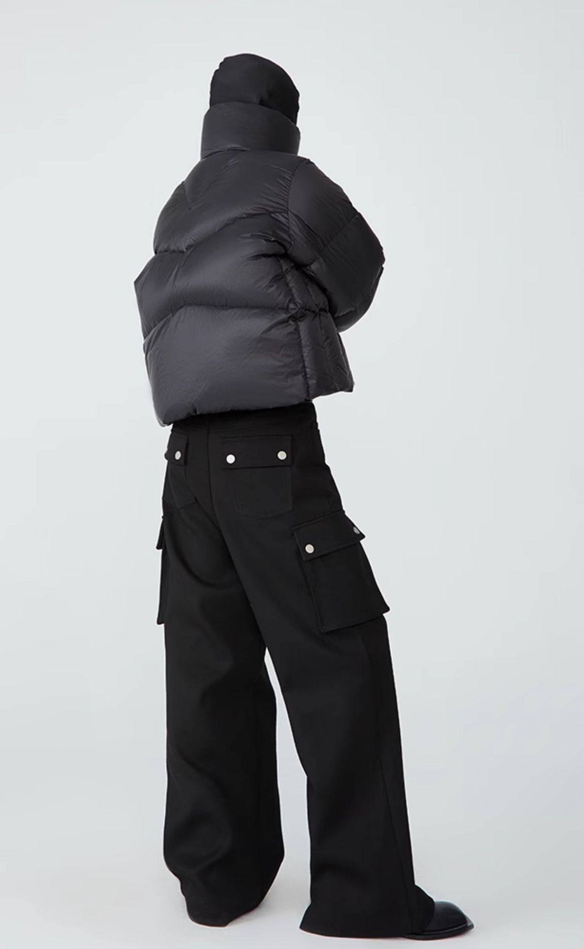 FRKM SCD 90 White Duck Down Neutral Short Collar Black Thick Jacket - TRENTON.