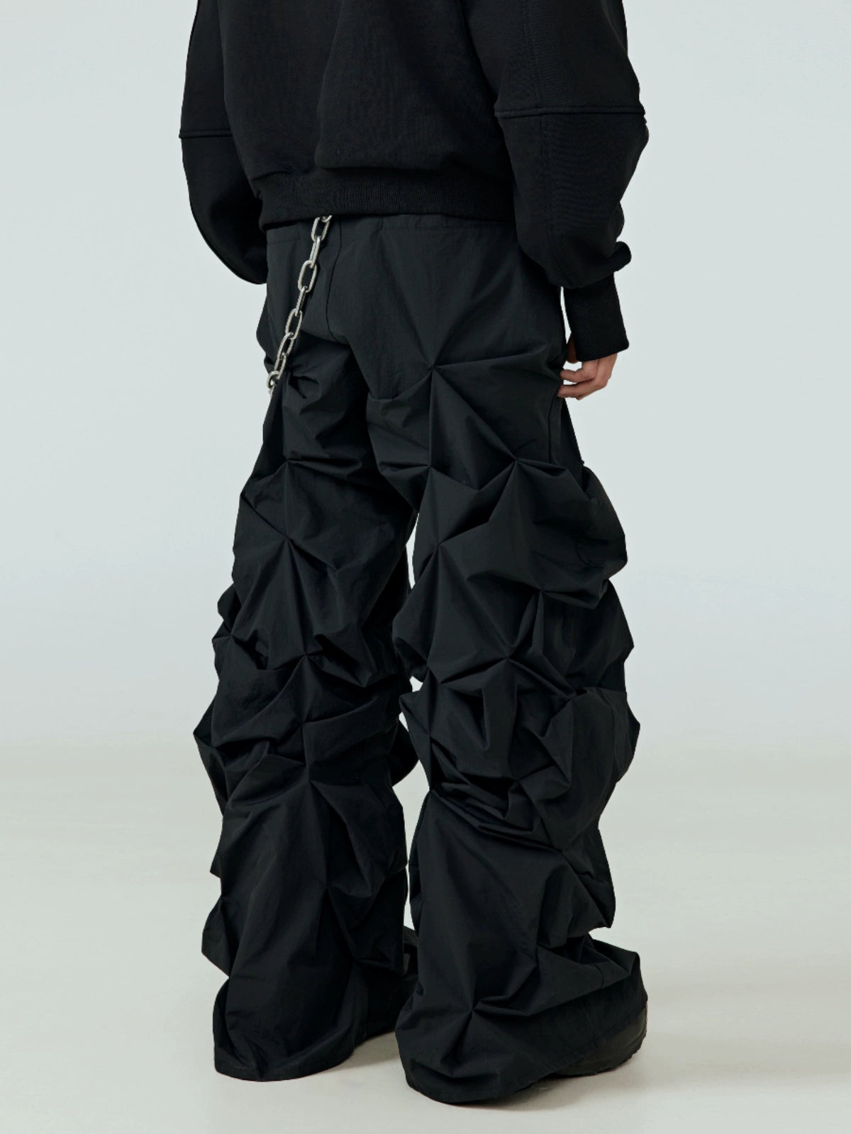 FRKM SCD Three-dimensional Pinch-Pleated Black Wide-leg Pants - OTIS.