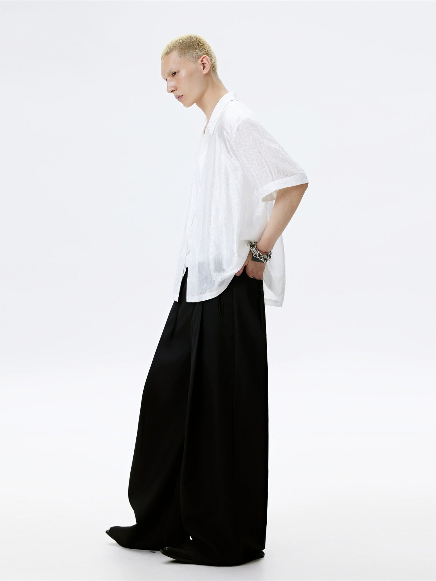 FRKM SCD Slightly Glossy Pleated Embroidered Short Sleeve Shirt - JENKINS.