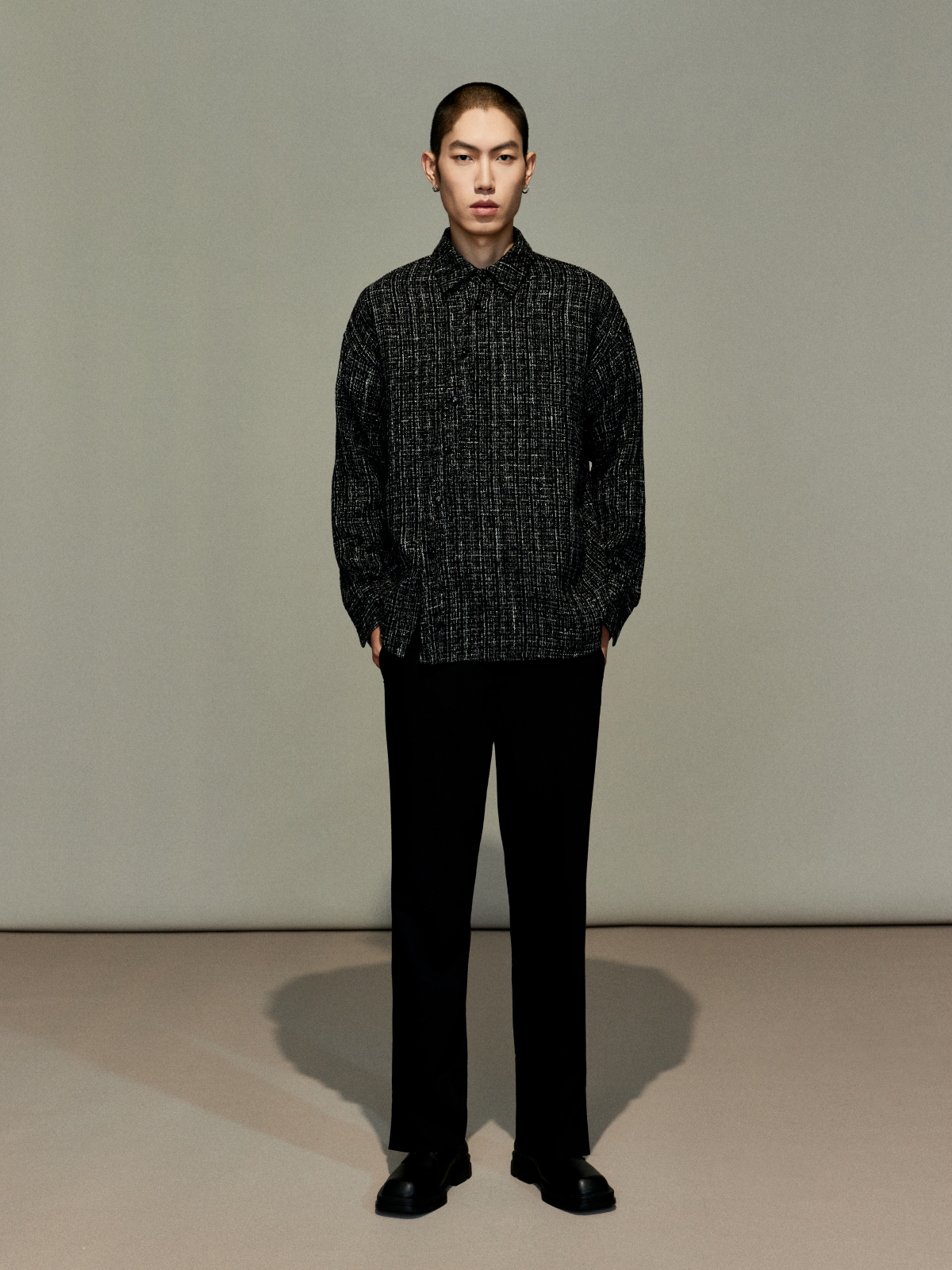 OWNLIFE flowing streamer tweed stand-up collar slinger shirt - SEREPH.