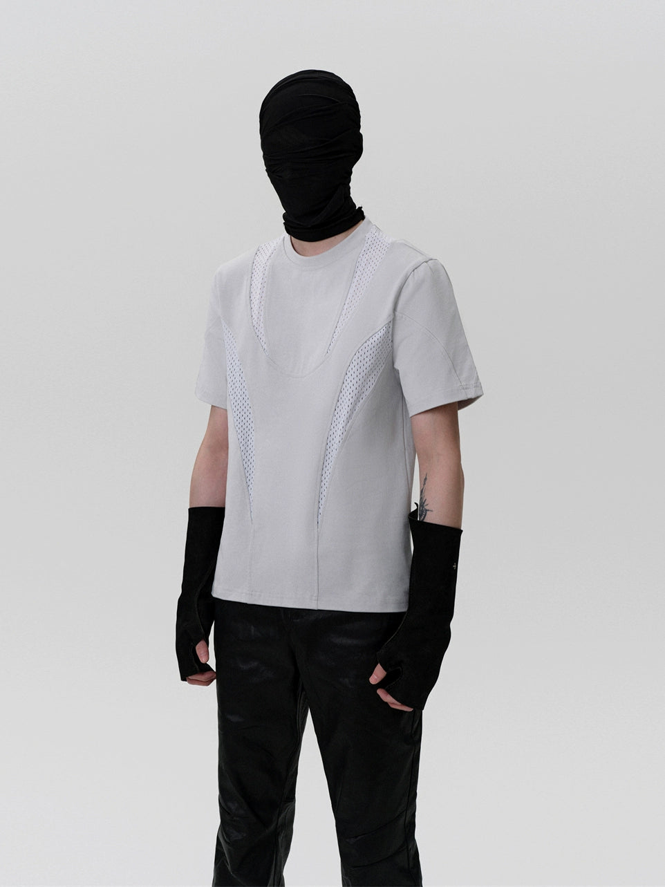 FRKM SCD Mesh Stitching Deconstructed Short-Sleeved T-Shirt- DUSTIN.