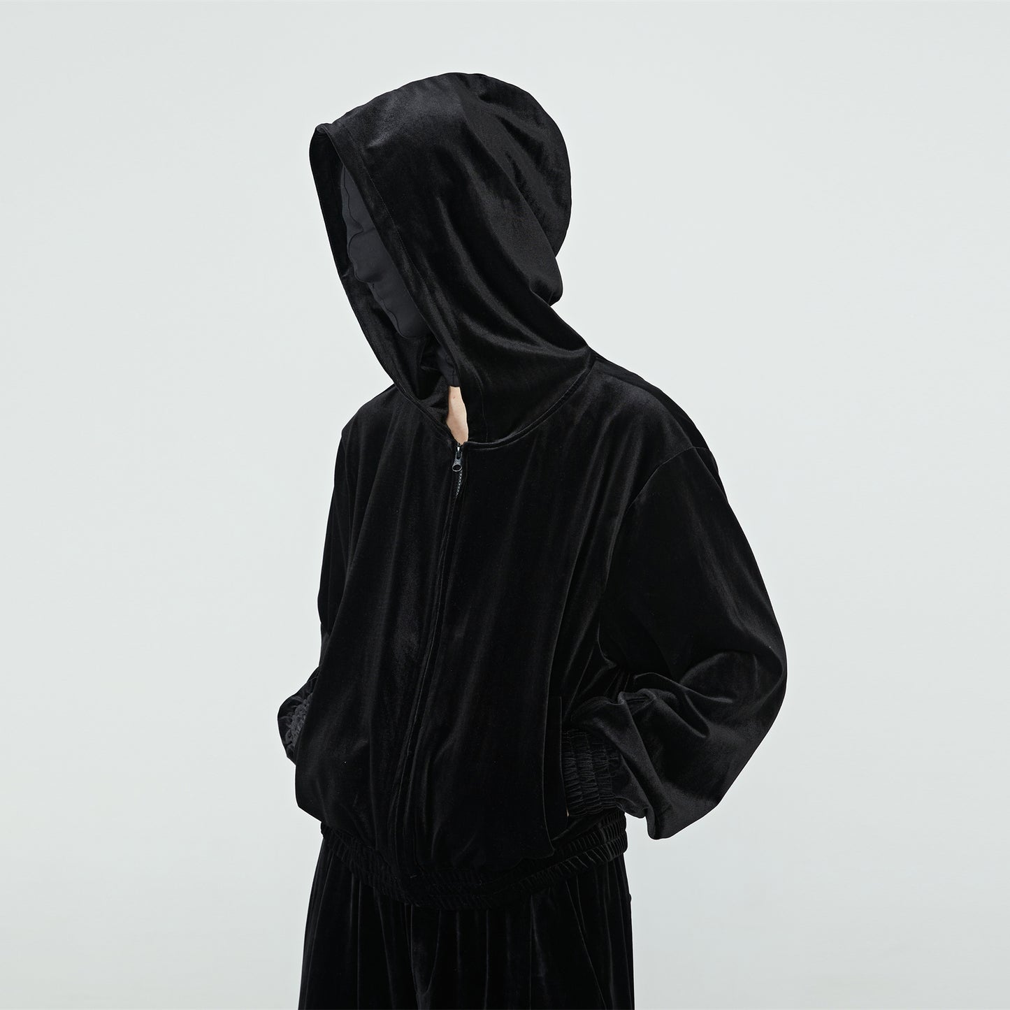 FRKM SCD Textured Velvet Sweatshirt Cardigan Jacket - GHOST.