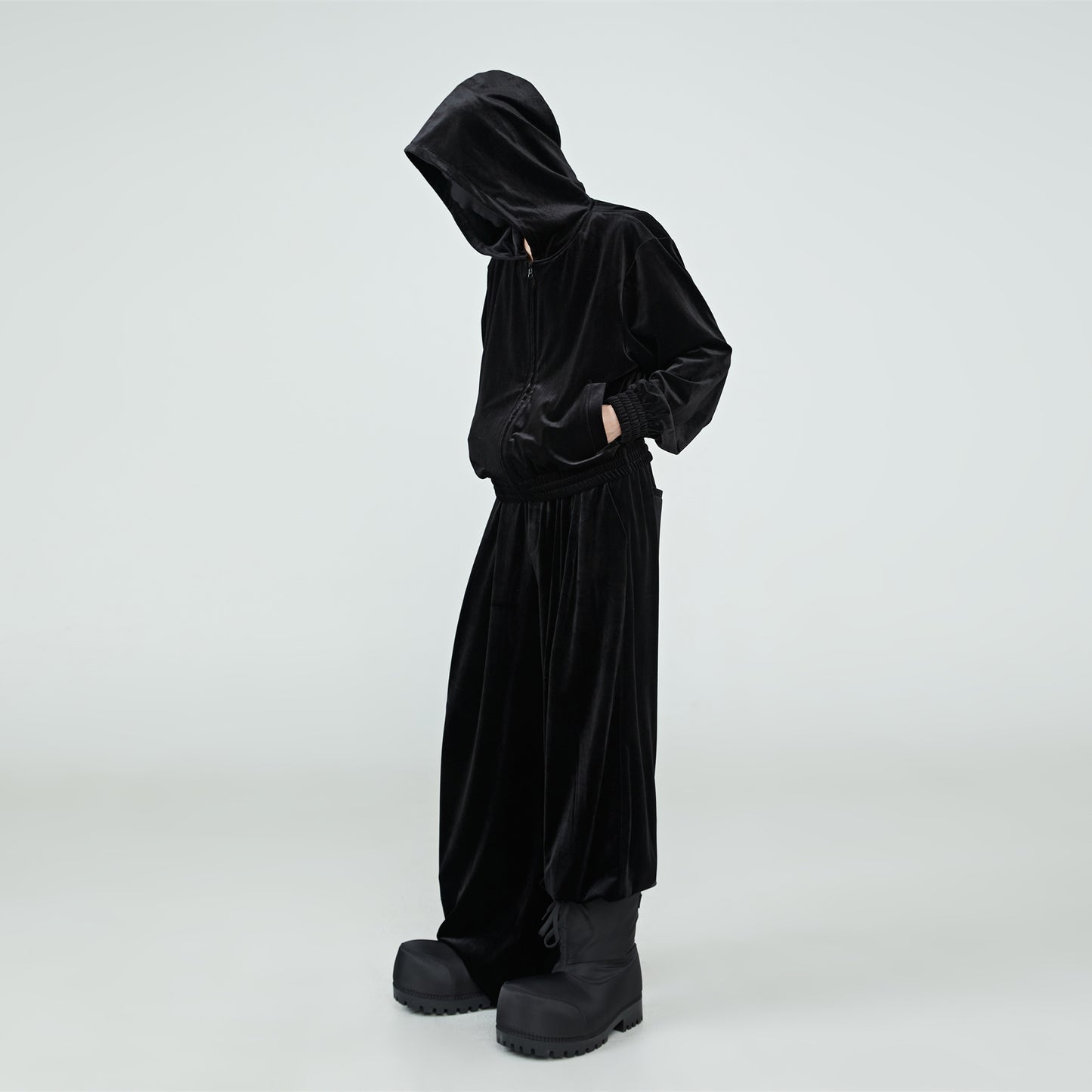 FRKM SCD Textured Velvet Sweatshirt Cardigan Jacket - GHOST.