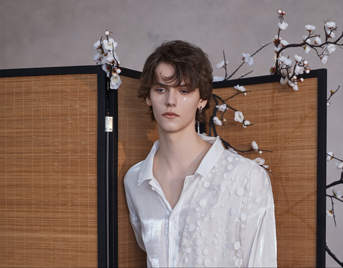 JIECHI  loose casual white long-sleeved shirt - QUIN.