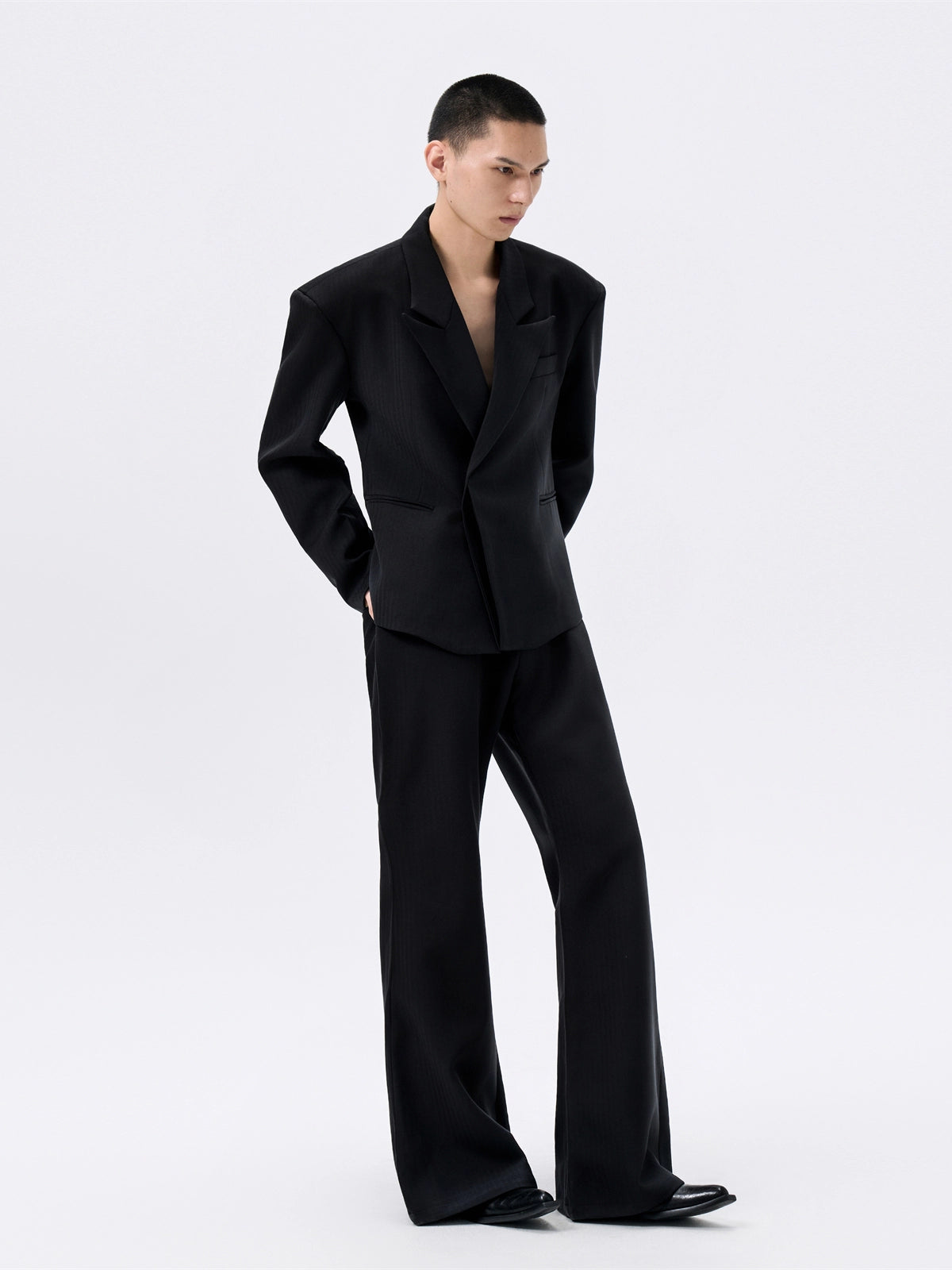 FRKM SCD 25 AW Herringbone Stripe Wide Shoulder Black Suit - QUEST.