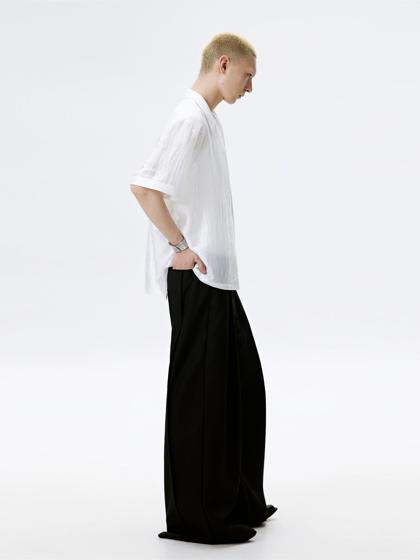 FRKM SCD Slightly Glossy Pleated Embroidered Short Sleeve Shirt - JENKINS.