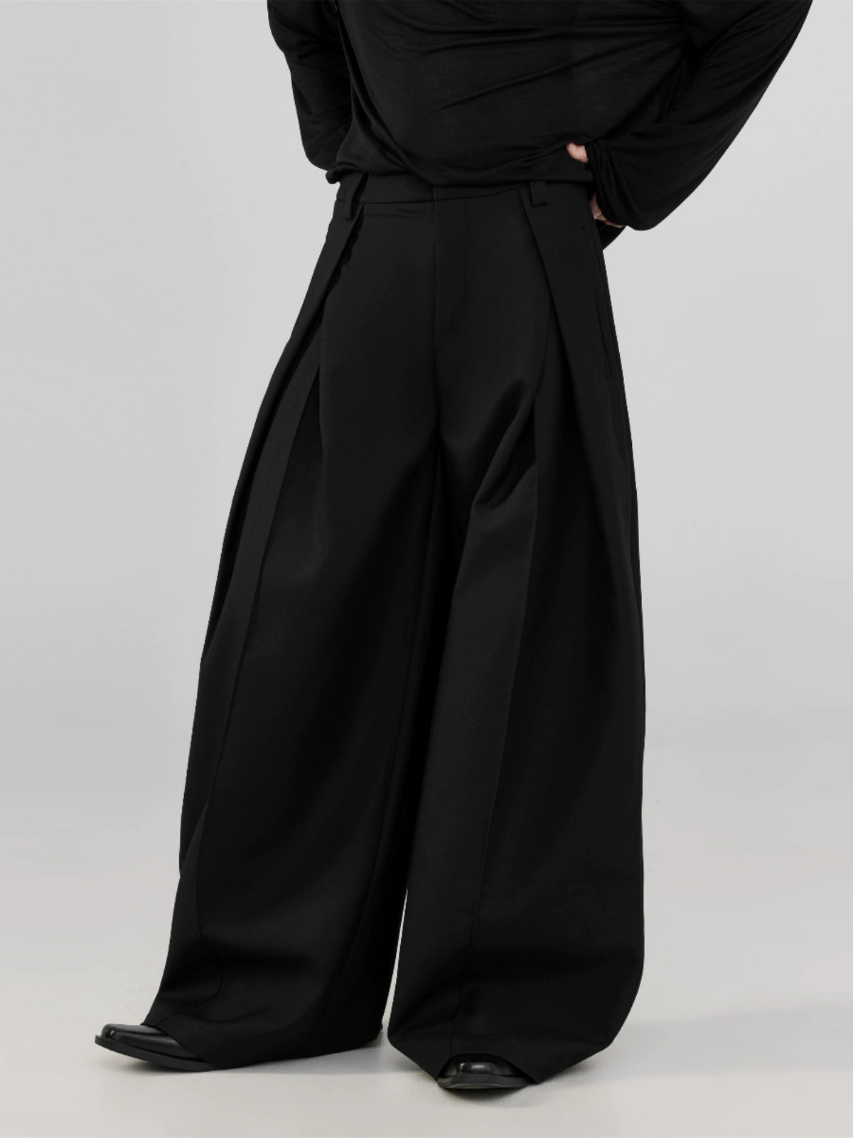 FRKM SCD Three-Dimensional Pleated Wide-Leg Loose Fit Pants - FARIN.