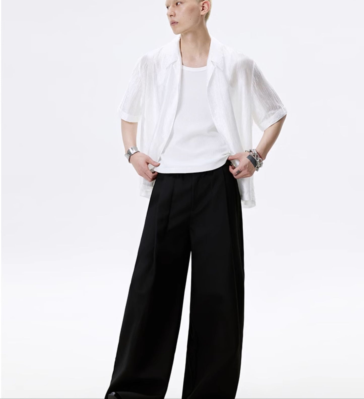 FRKM SCD Slightly Glossy Pleated Embroidered Short Sleeve Shirt - JENKINS.