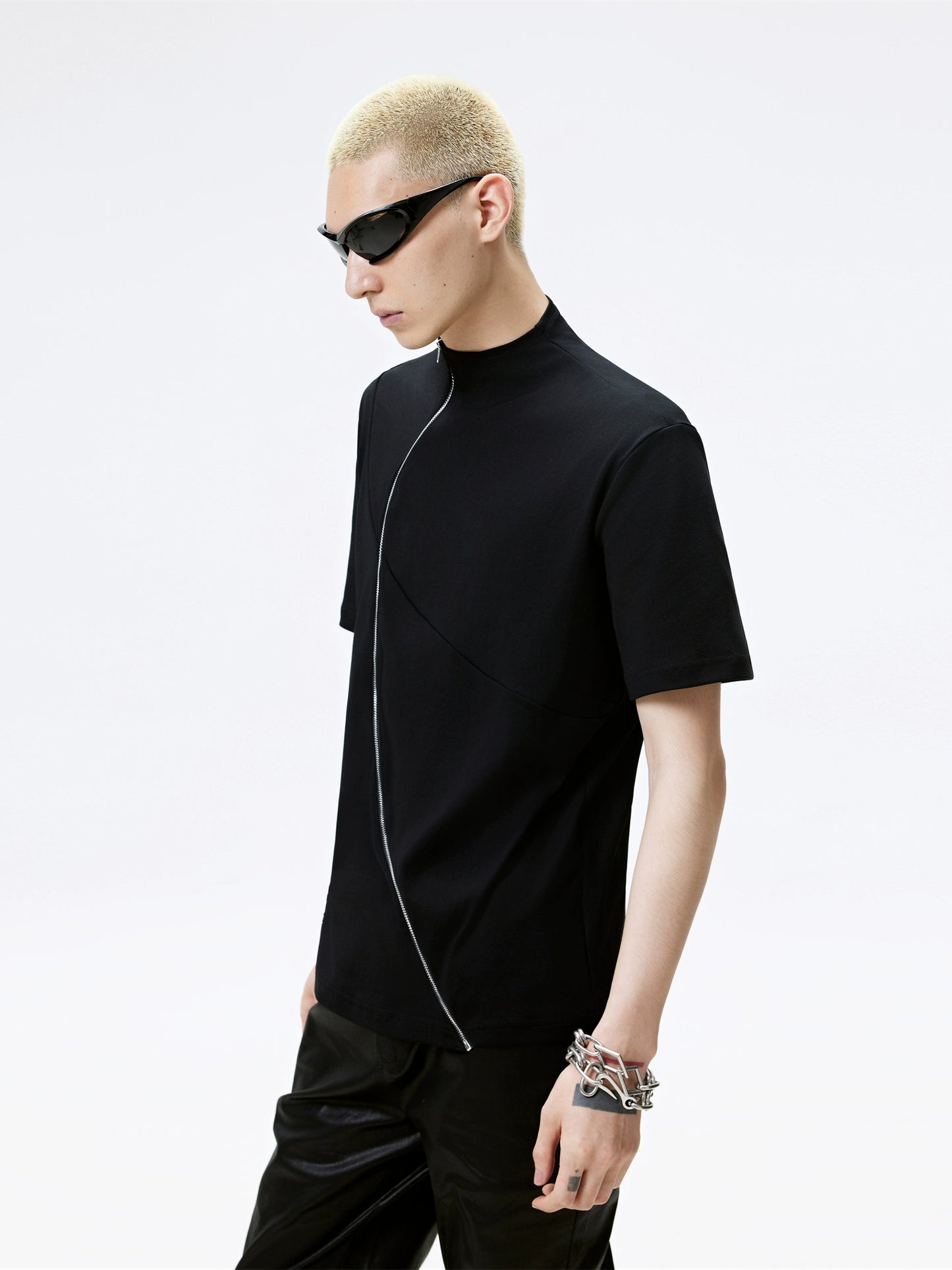 FRKM SCD Small Neckline Stretch Fabric Solona Curved Zipper T-Shirt - KELLY.